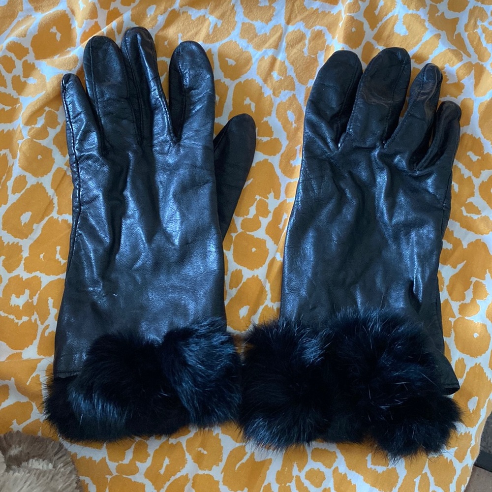 Black leather gloves